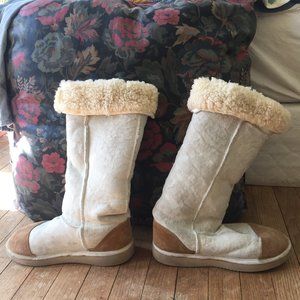UGG boots Country Leather Aussie made  Shearling tall boots 8.